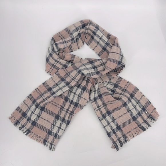 STEVE MADDEN Plaid Scarf - Picture 4 of 4